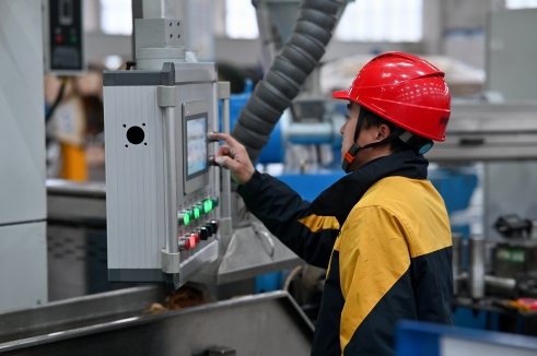 从一专到三技，以匠心摘三星——解码张德祥的成长蹊径